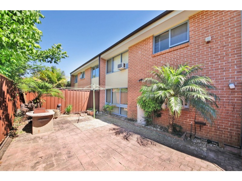 Macquarie Fields NSW 2564