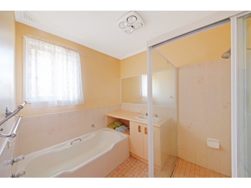 Bradbury NSW 2560