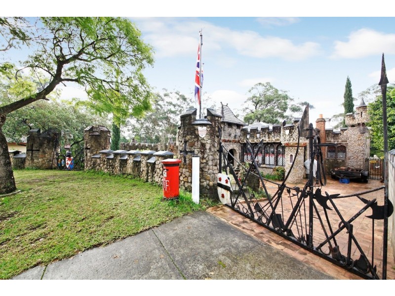 4 Dowling Street, Leumeah NSW 2560