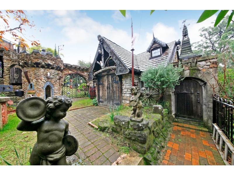 4 Dowling Street, Leumeah NSW 2560