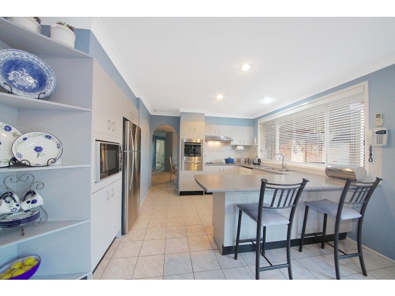 25 Cornelian Avenue, Eagle Vale NSW 2558