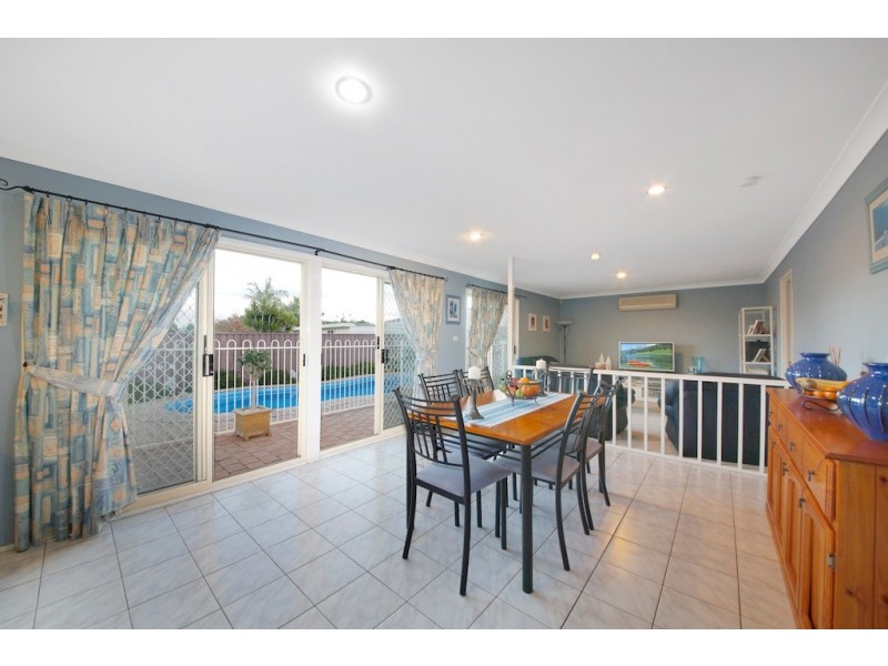 25 Cornelian Avenue, Eagle Vale NSW 2558