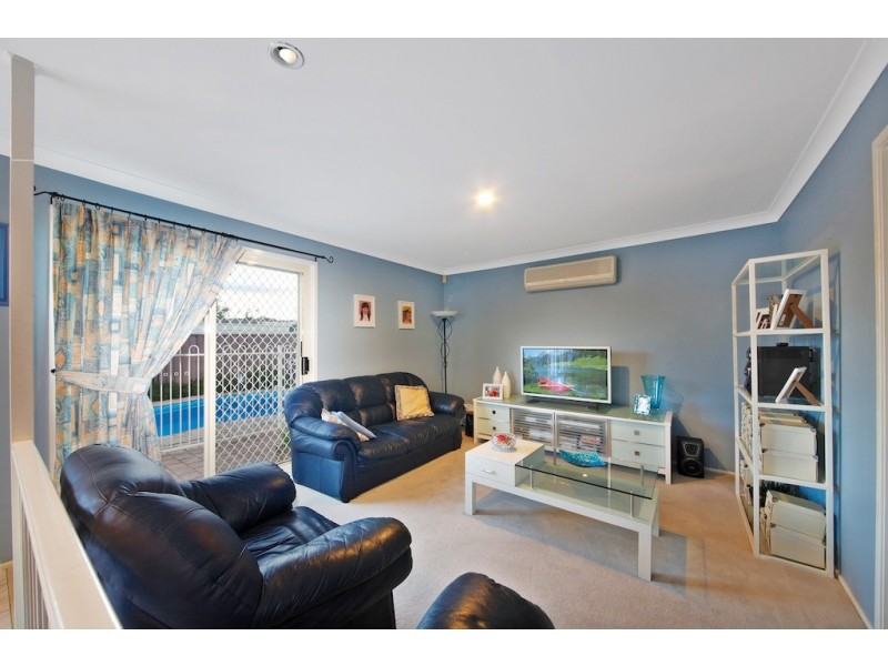 25 Cornelian Avenue, Eagle Vale NSW 2558