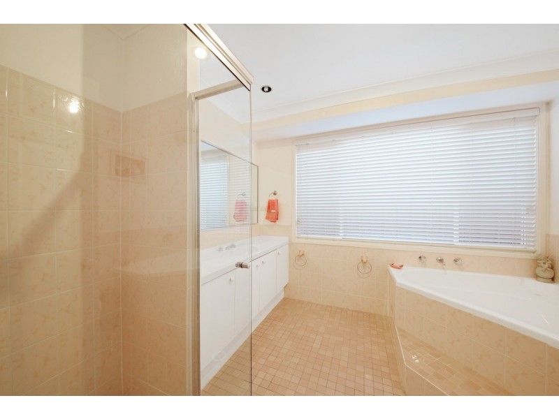 25 Cornelian Avenue, Eagle Vale NSW 2558