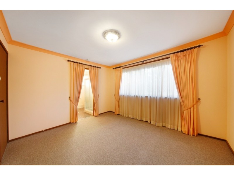 Bradbury NSW 2560