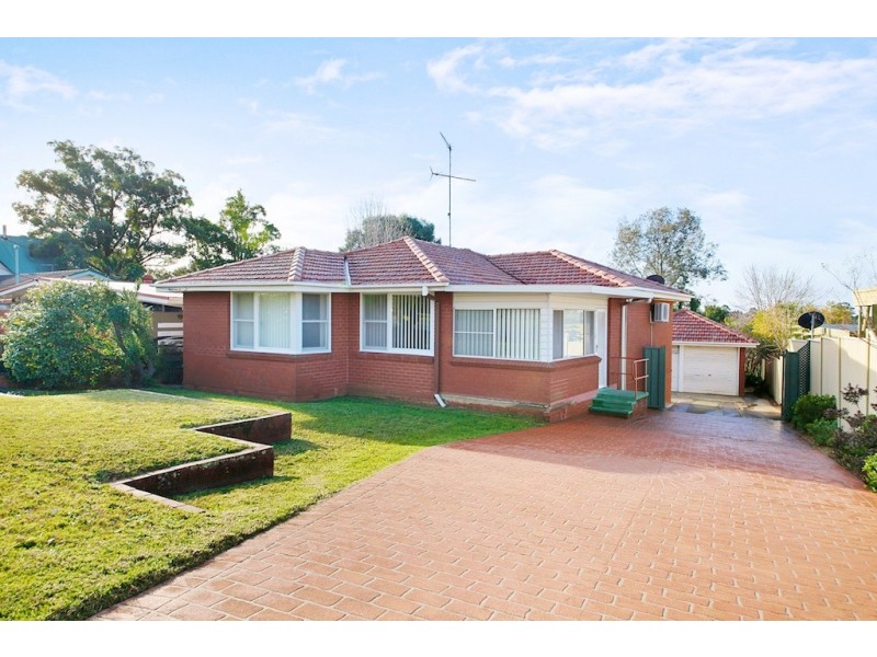 Bradbury NSW 2560