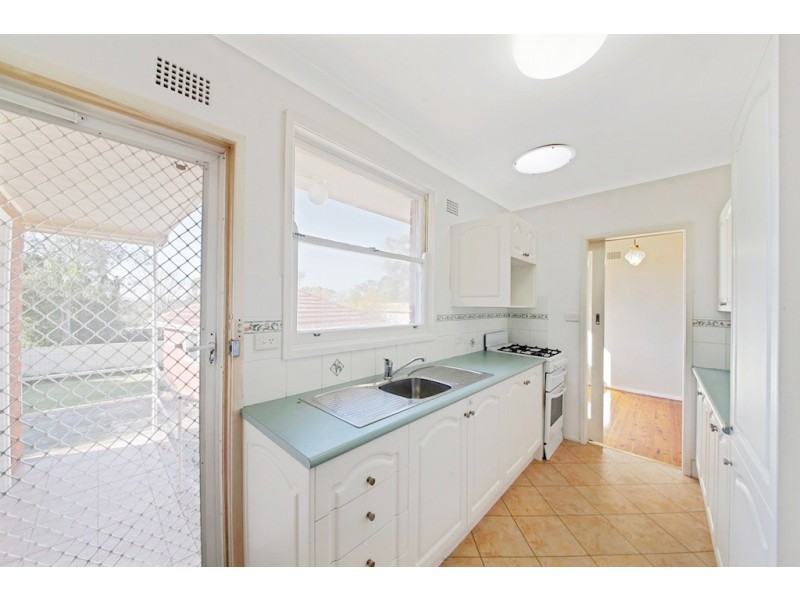 Bradbury NSW 2560