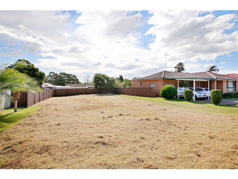 7 Tahlee Crescent, Leumeah NSW 2560