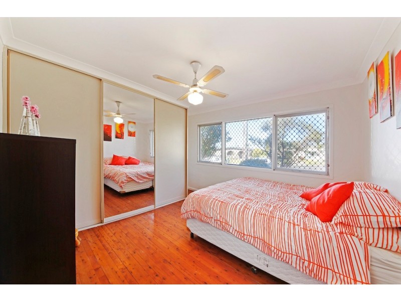Bradbury NSW 2560