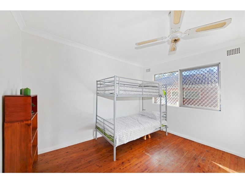 Bradbury NSW 2560