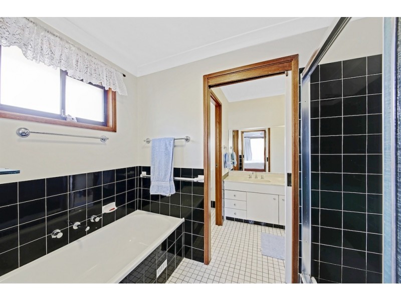 Eschol Park NSW 2558