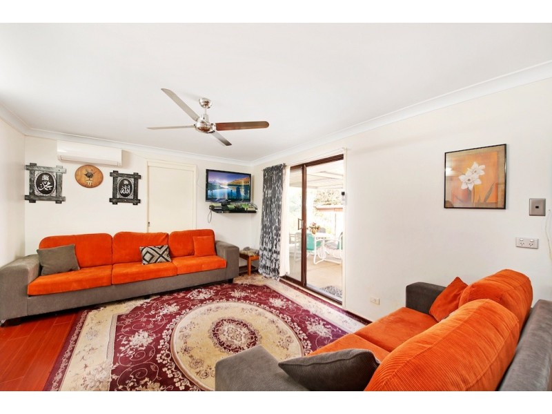 Ruse NSW 2560