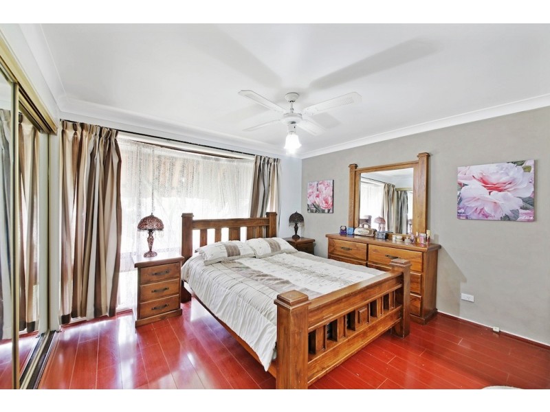 Ruse NSW 2560