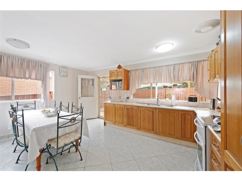 20 Loddon Crescent, Campbelltown NSW 2560