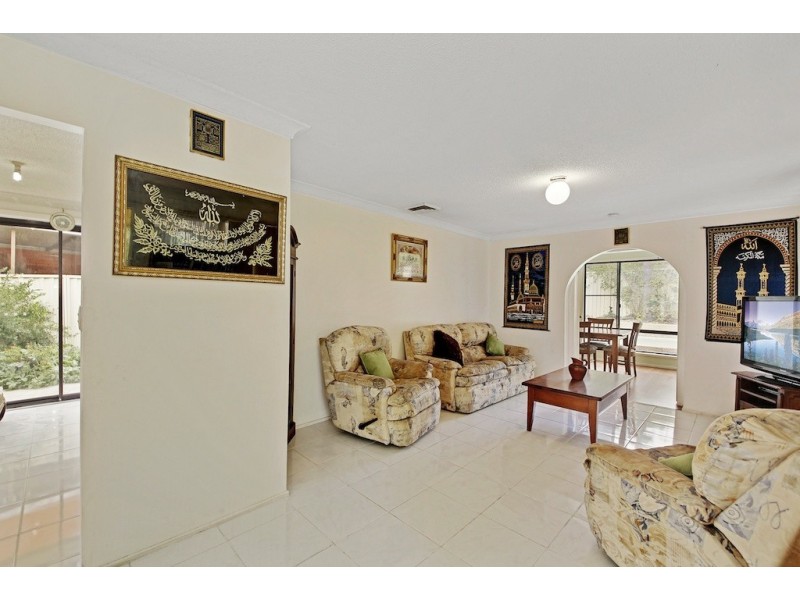 2 Cotter Place, Leumeah NSW 2560