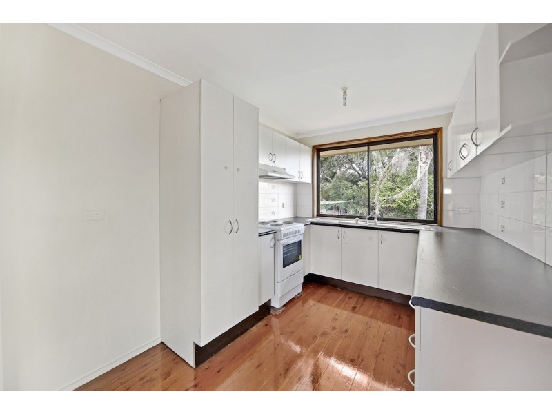 30 Thompson Place, Minto NSW 2566