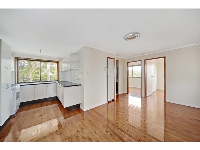 30 Thompson Place, Minto NSW 2566