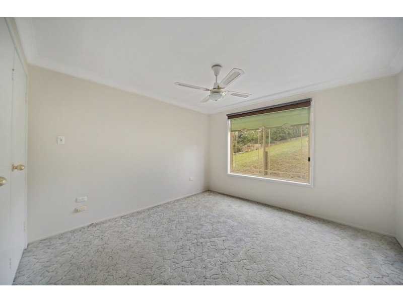 2/7 Clareville Close, Woodbine NSW 2560