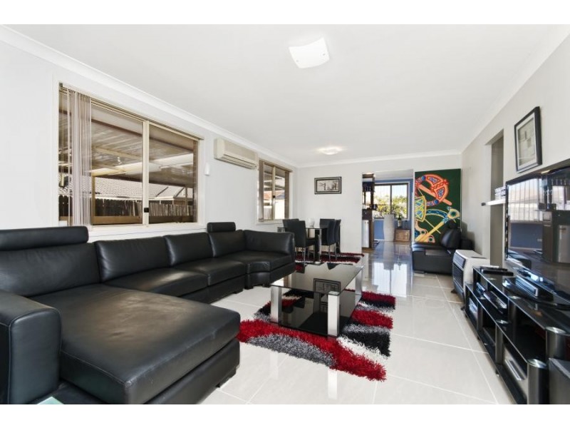 3 Abbott Place, Ingleburn NSW 2565