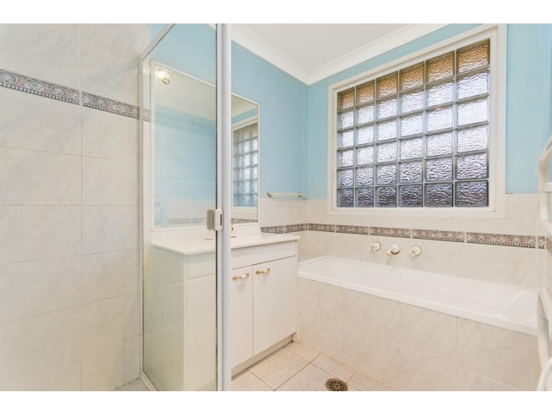 3 Abbott Place, Ingleburn NSW 2565