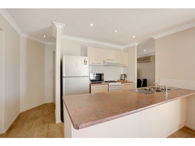 7 Abbott Place, Ingleburn NSW 2565