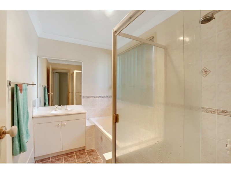 7 Abbott Place, Ingleburn NSW 2565