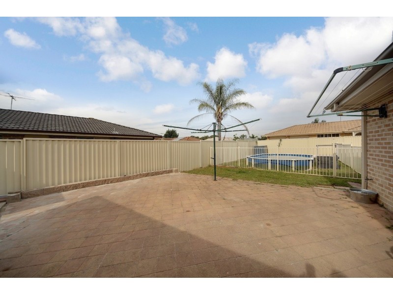 7 Abbott Place, Ingleburn NSW 2565