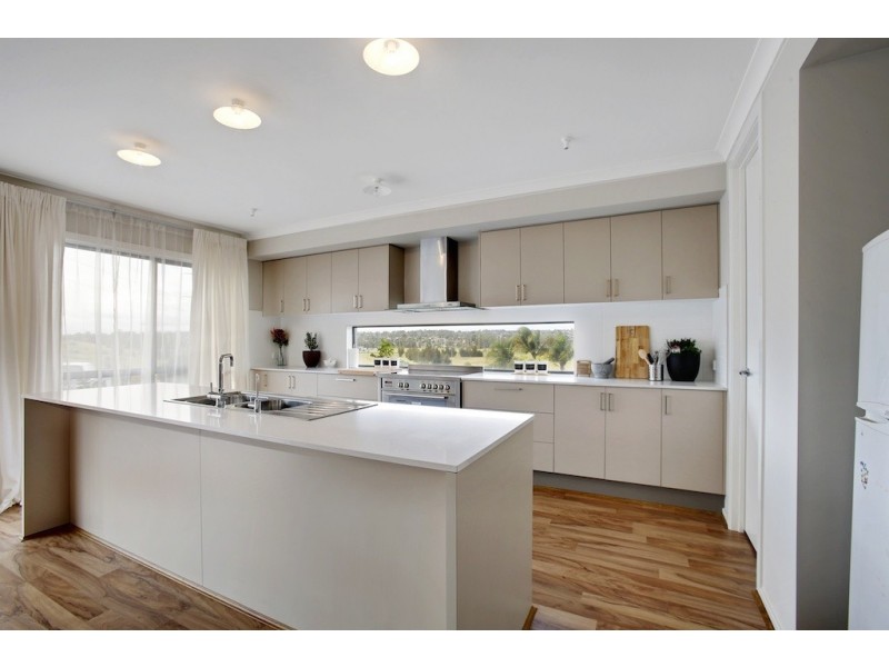 45b Carnarvon Street, Bow Bowing NSW 2566