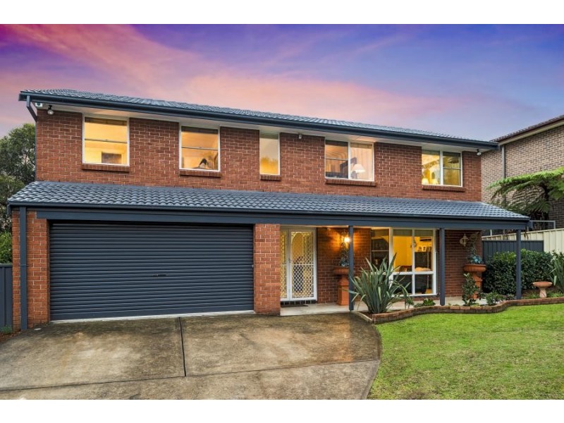33 Parma Crescent, St Helens Park NSW 2560