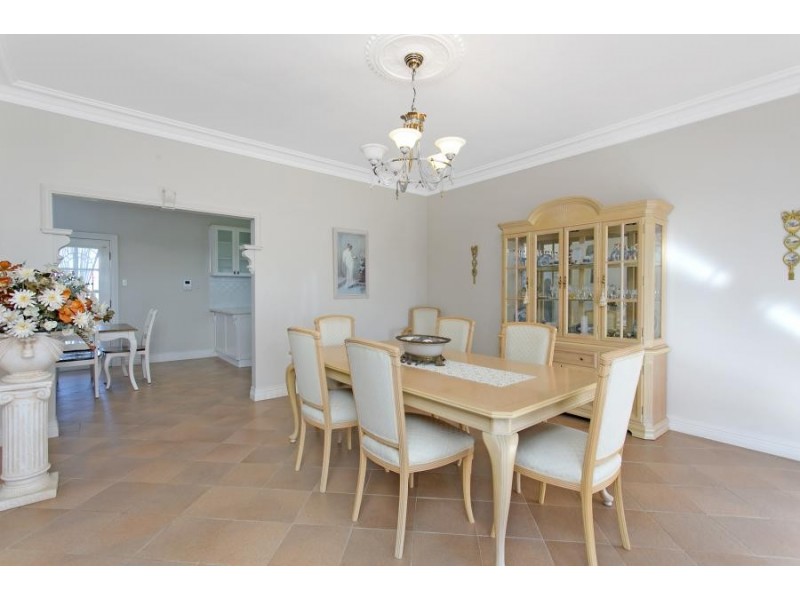 121 Eagleview Road, Minto Heights NSW 2566