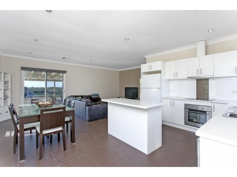 121 Eagleview Road, Minto Heights NSW 2566