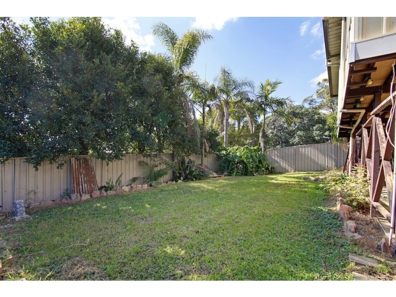 12 Selkirk St, St Andrews NSW 2566