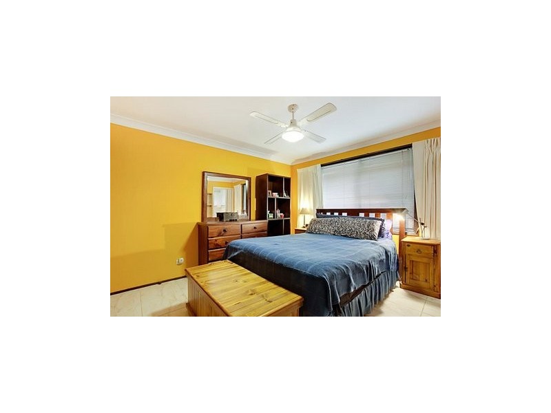 14 Bougainville Road, Glenfield NSW 2167