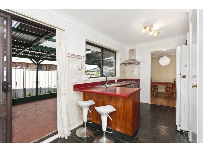 44 Queenscliff Drive, Woodbine NSW 2560