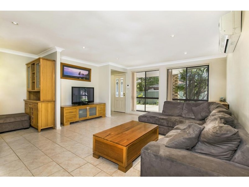 38 Peugeot Drive, Ingleburn NSW 2565