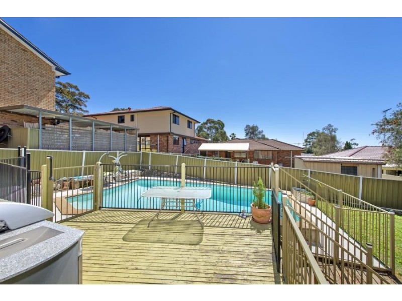 4 Dandar Place, Bradbury NSW 2560