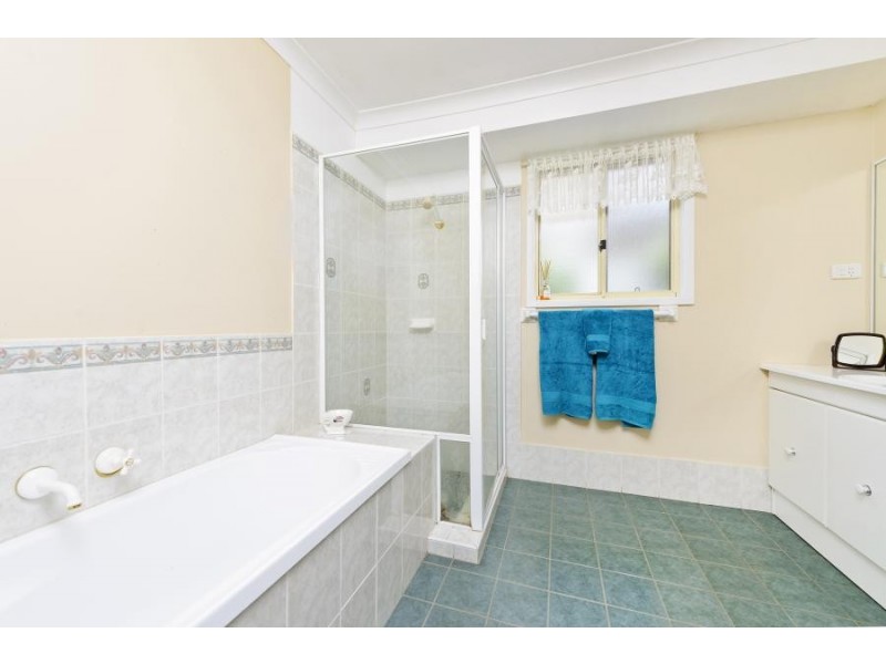 West Hoxton NSW 2171