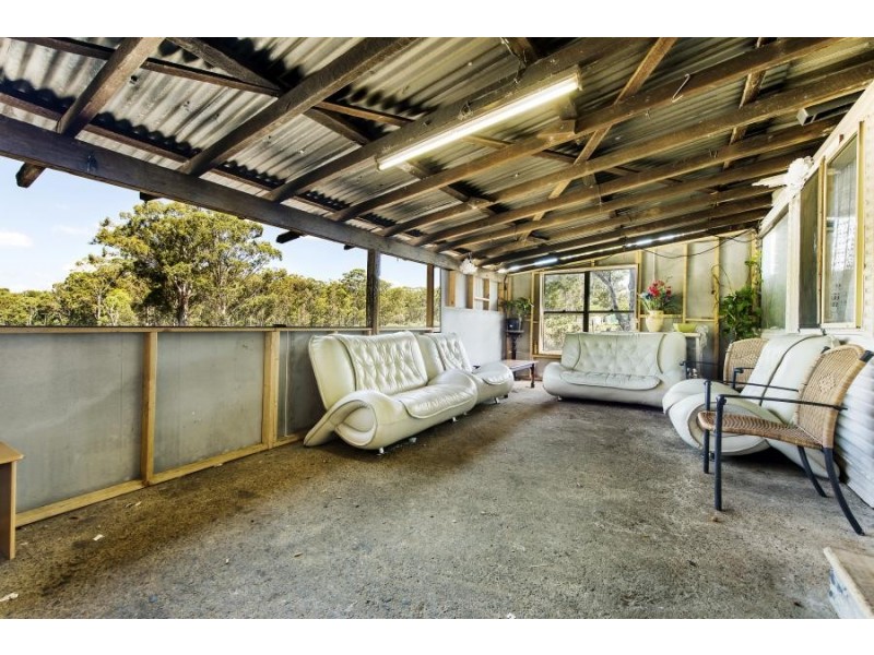 27 Eagleview Road, Minto NSW 2566