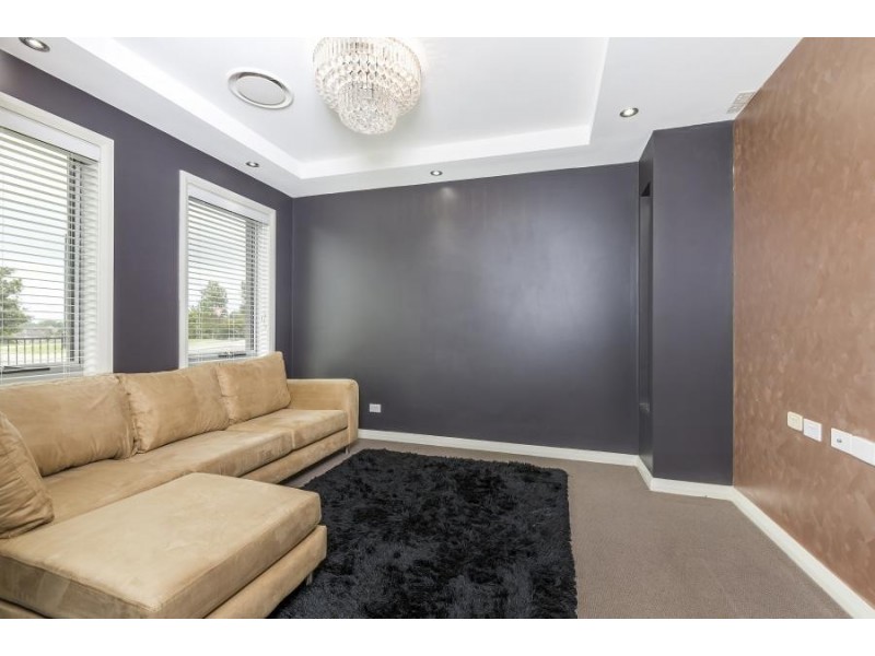 193 Longhurst Road, Minto NSW 2566