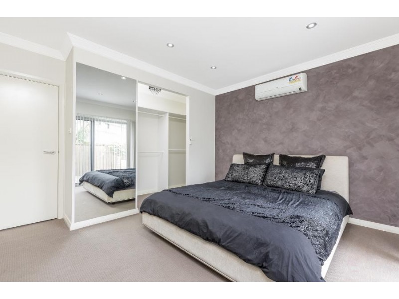 193 Longhurst Road, Minto NSW 2566