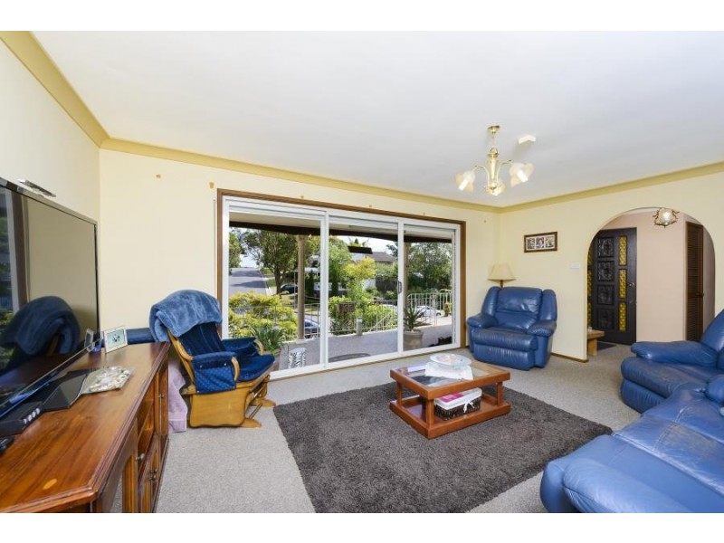 123 The Parkway, Bradbury NSW 2560