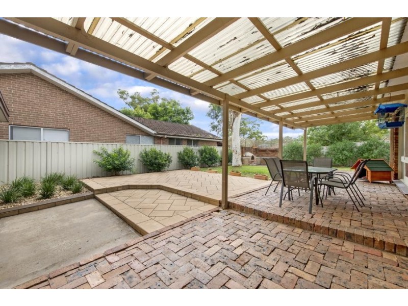 6 Giles Crescent, Ruse NSW 2560