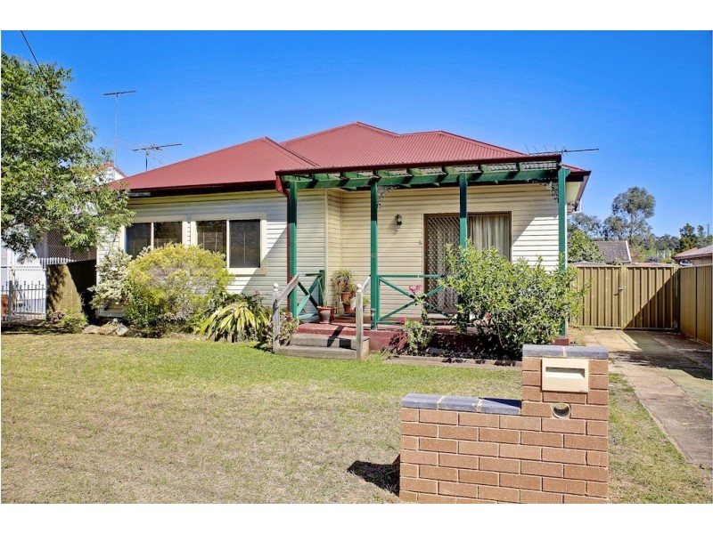 51 Rudd Road, Leumeah NSW 2560