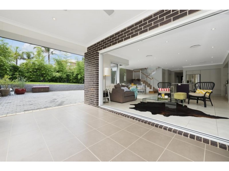 8 Glass House Boulevard, Minto NSW 2566