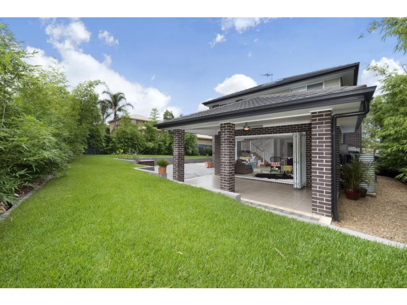 8 Glass House Boulevard, Minto NSW 2566