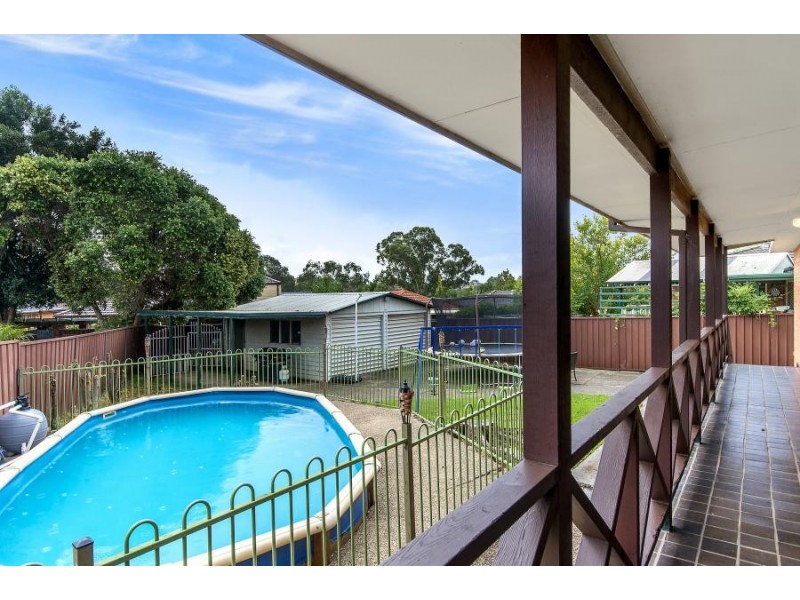 10 Fairlight Place, Woodbine NSW 2560