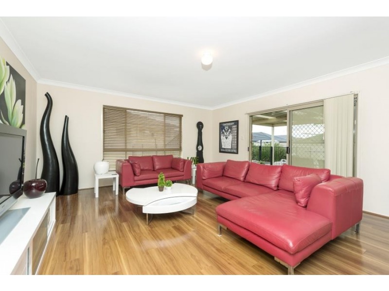 119 Kellerman Drive, St Helens Park NSW 2560