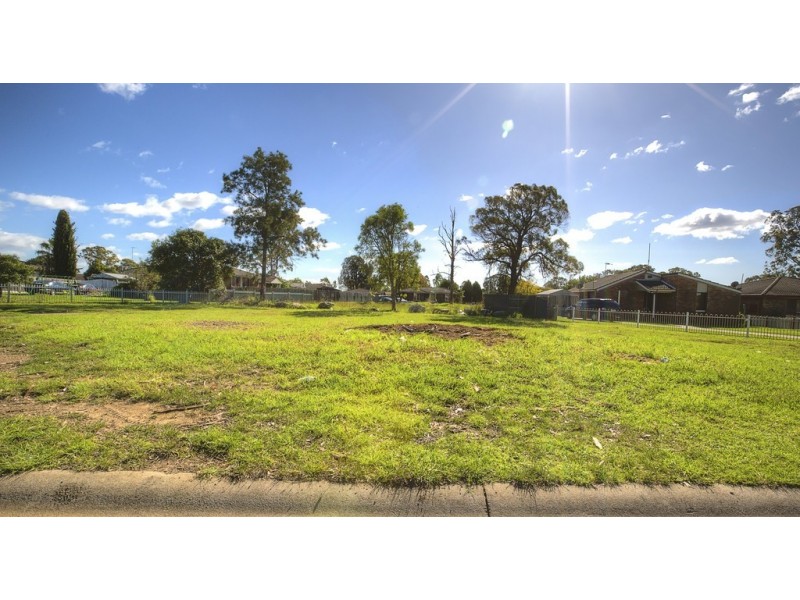 8A Atkinson Place, Airds NSW 2560