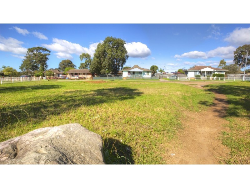 8A Atkinson Place, Airds NSW 2560