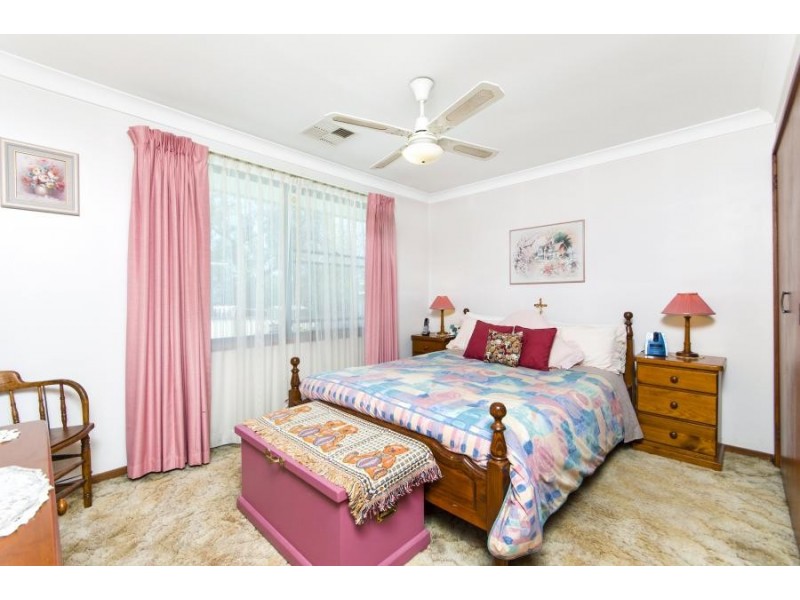 80 Queenscliff Drive, Woodbine NSW 2560